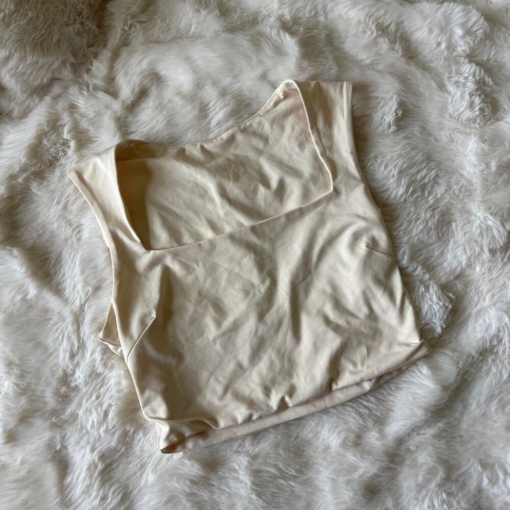 Unbranded Women's Cream Crop-top